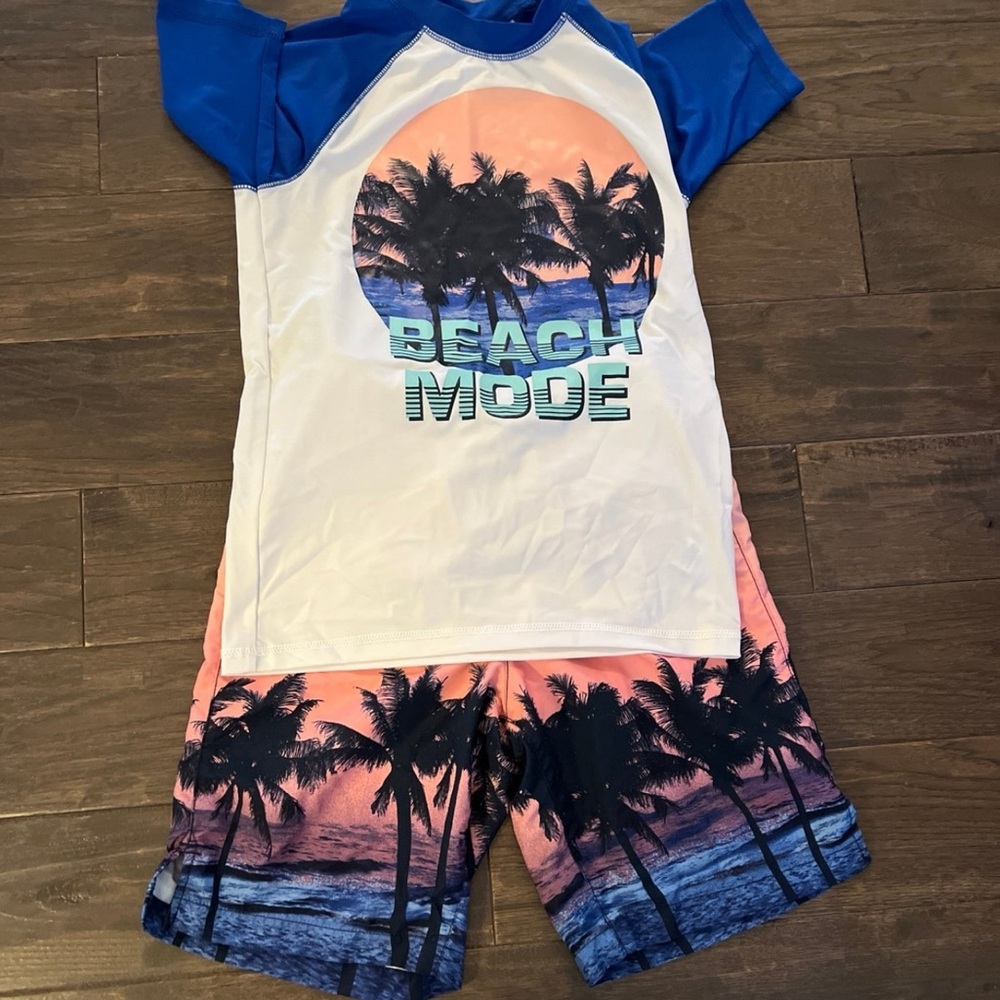 The Children's Place Swim Trunks and Rash Guard XL (14)